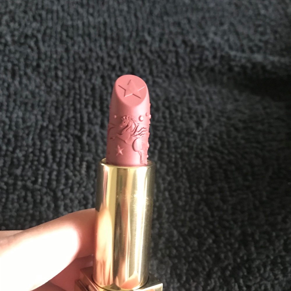 ESTEE LAUDER LIPSTICK